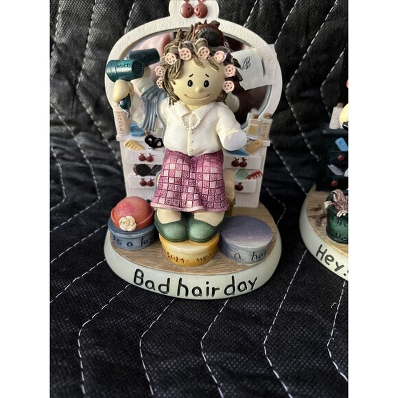 Zingle-Berry Bad Hair Day Figurine. 1999 Pavilion Gift Co. Numbered Edition - Picture 1 of 2